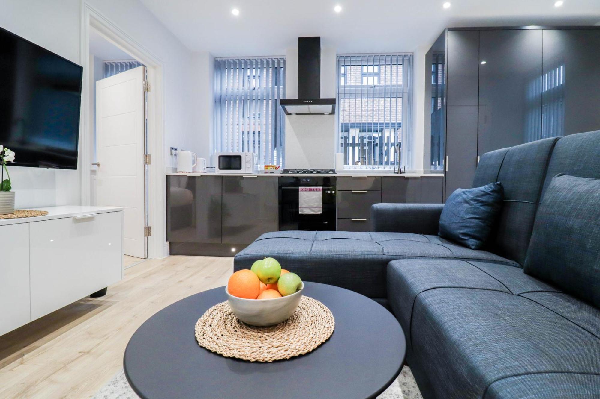 Modern 1-Bed Apartment In Buckinghamshire With Free Wifi, Parking & Garden High Wycombe Exterior foto