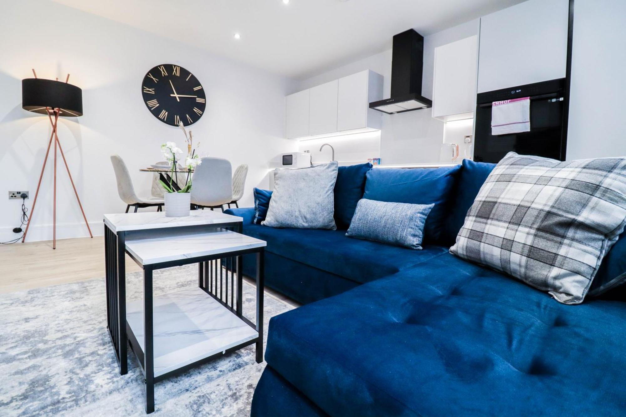 Modern 1-Bed Apartment In Buckinghamshire With Free Wifi, Parking & Garden High Wycombe Exterior foto