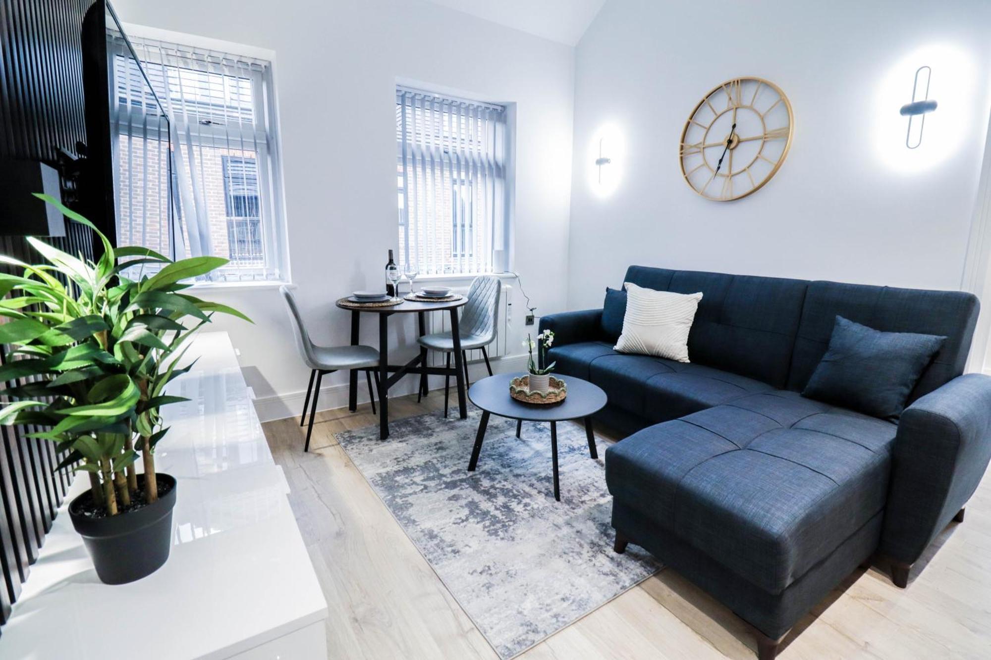 Modern 1-Bed Apartment In Buckinghamshire With Free Wifi, Parking & Garden High Wycombe Exterior foto