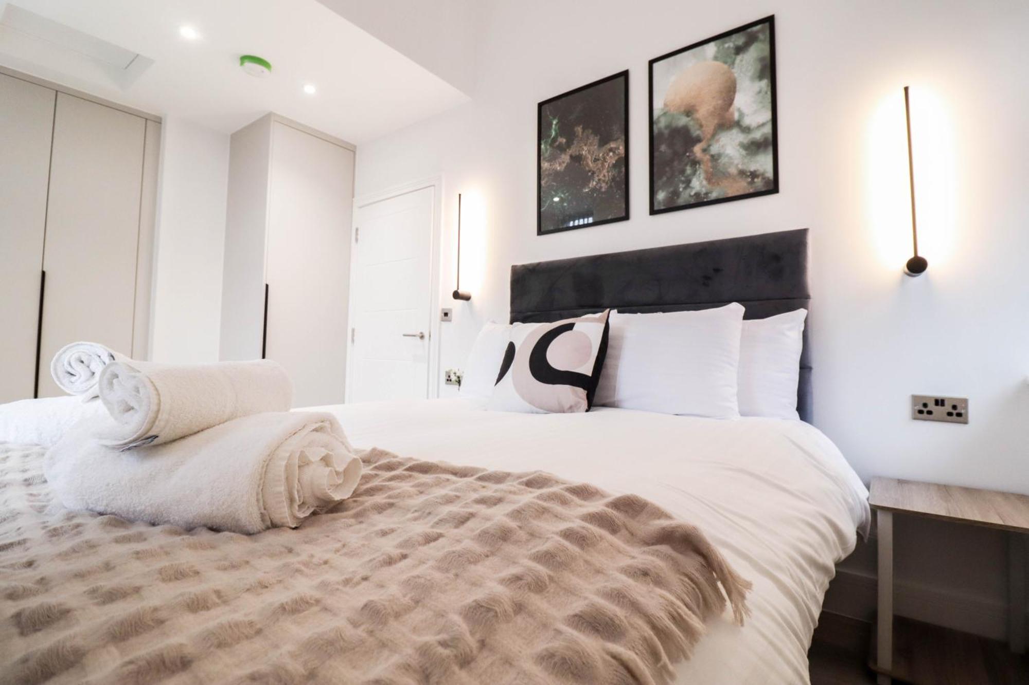 Modern 1-Bed Apartment In Buckinghamshire With Free Wifi, Parking & Garden High Wycombe Exterior foto