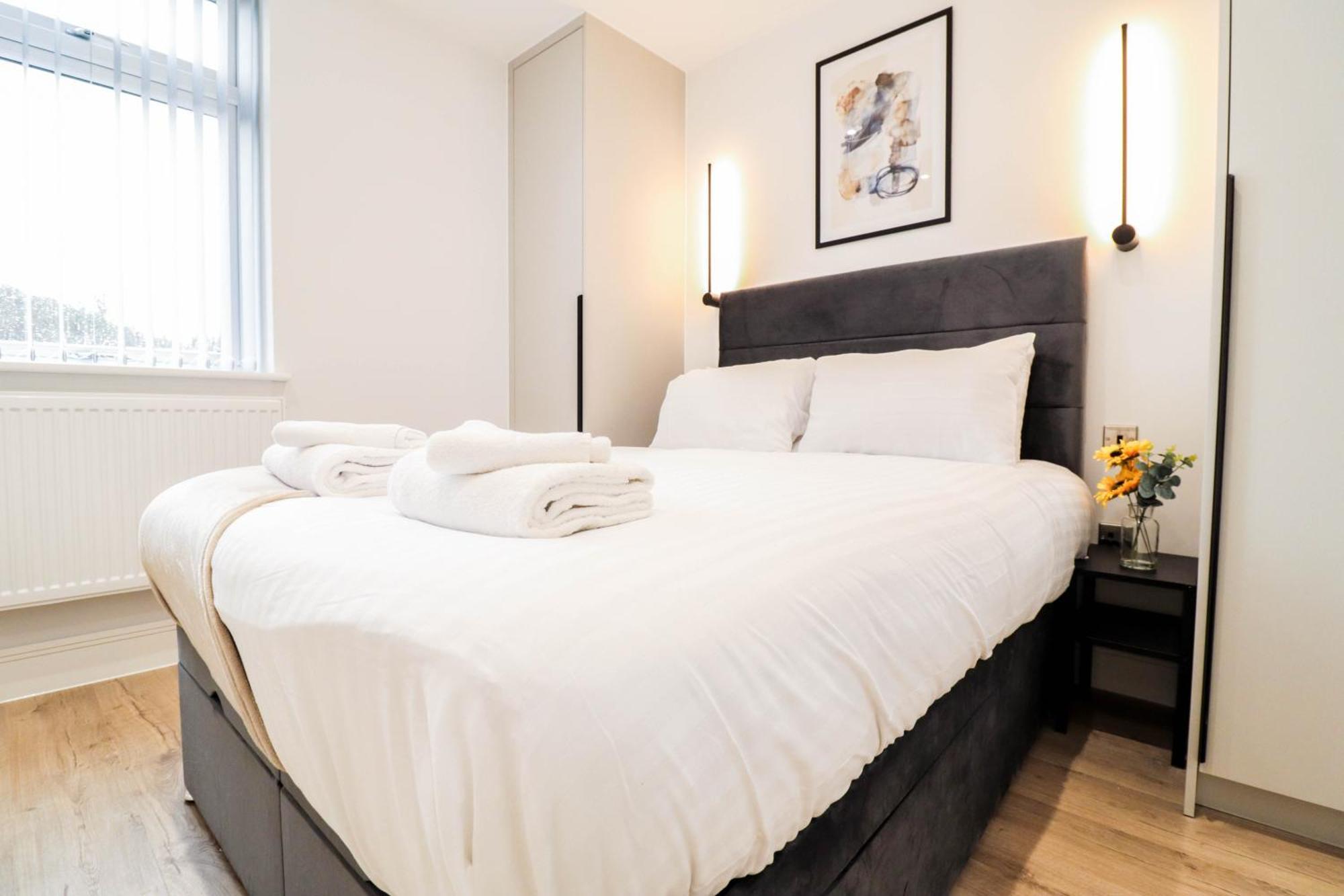Modern 1-Bed Apartment In Buckinghamshire With Free Wifi, Parking & Garden High Wycombe Exterior foto